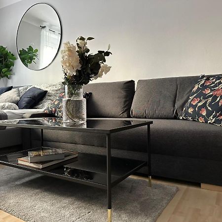 Balcony Apartment, 1 Min To U1 Reumannplatz Виена Екстериор снимка