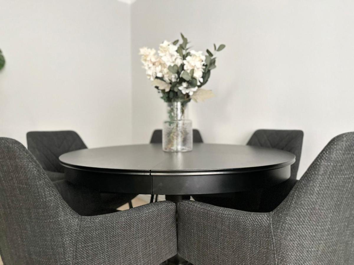 Balcony Apartment, 1 Min To U1 Reumannplatz Виена Екстериор снимка